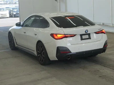 BMW 4 SERIES