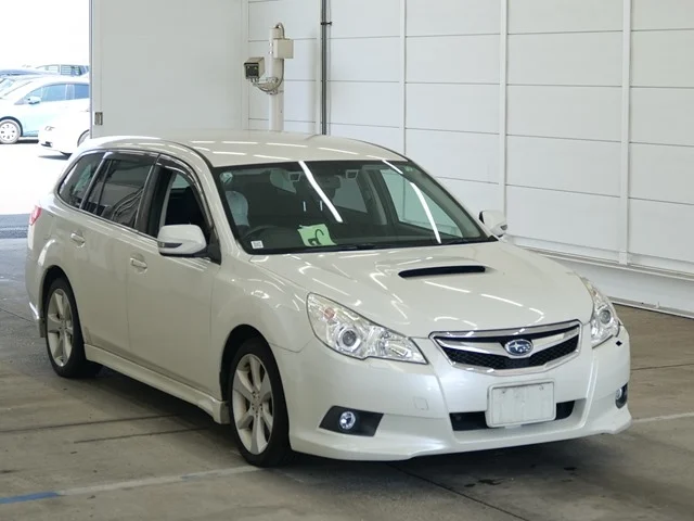 Subaru Legacy  с аукциона в Японии