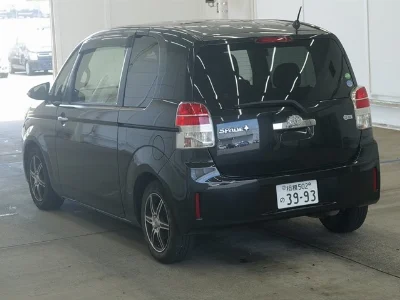 TOYOTA SPADE