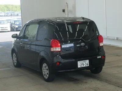 TOYOTA PORTE