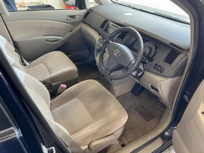 TOYOTA ISIS