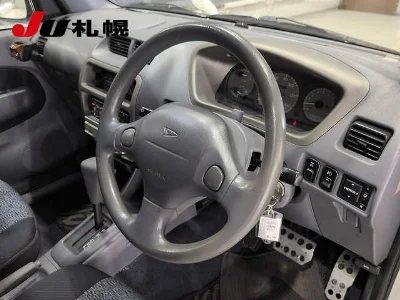 DAIHATSU TERIOS KID