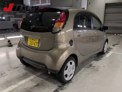 Mitsubishi I