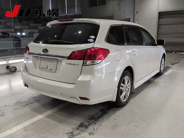 Subaru Legacy  с аукциона в Японии