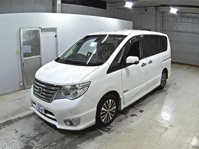 NISSAN SERENA