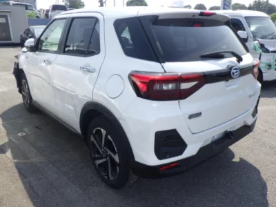 DAIHATSU ROCKY