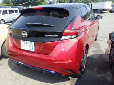 NISSAN LEAF