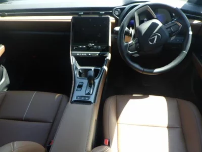 Lexus LBX