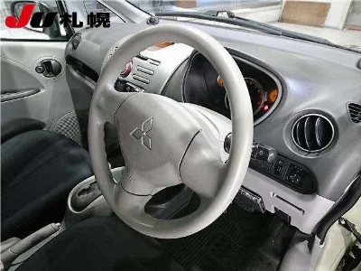 MITSUBISHI I