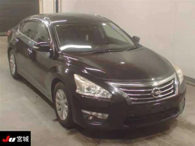 Nissan TEANA
