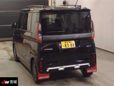 MITSUBISHI DELICA MINI