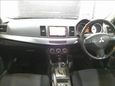 MITSUBISHI GALANT FORTIS