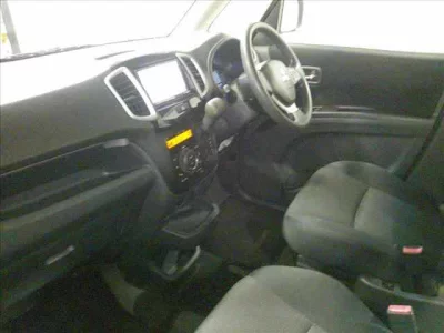 MITSUBISHI DELICA D2