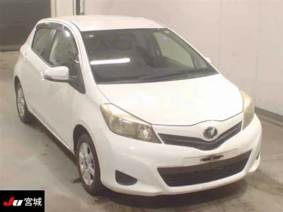 TOYOTA VITZ