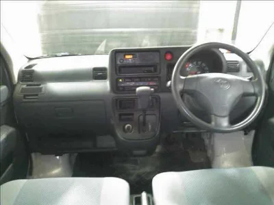 TOYOTA PIXIS VAN