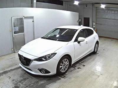 MAZDA AXELA