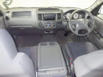 NISSAN CARAVAN