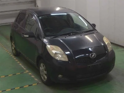 TOYOTA VITZ