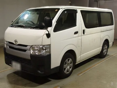 TOYOTA REGIUS VAN