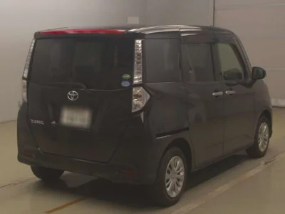 TOYOTA TANK