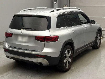 MERCEDES BENZ GLB