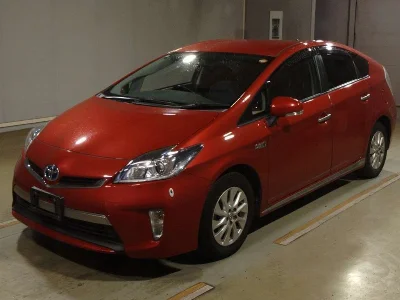 TOYOTA PRIUS PHV