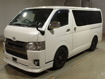 TOYOTA HIACE VAN