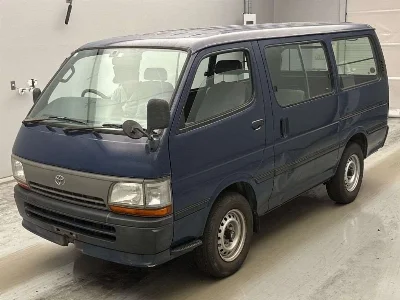 TOYOTA HIACE VAN