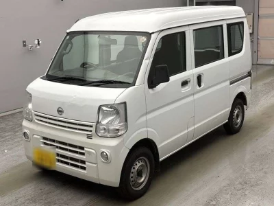 NISSAN CLIPPER VAN