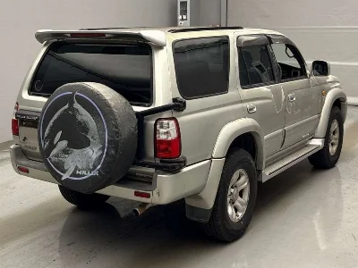 TOYOTA HILUX SURF