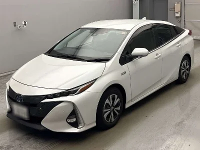 TOYOTA PRIUS PHV