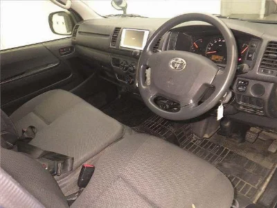 TOYOTA REGIUS ACE VAN