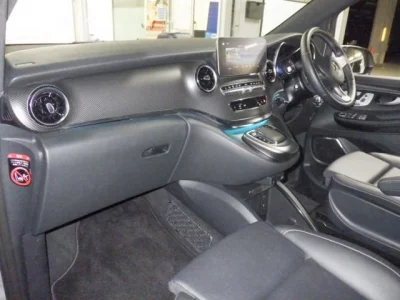 MERCEDES BENZ V CLASS