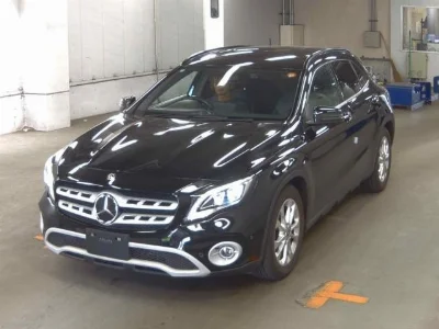 MERCEDES BENZ GLA