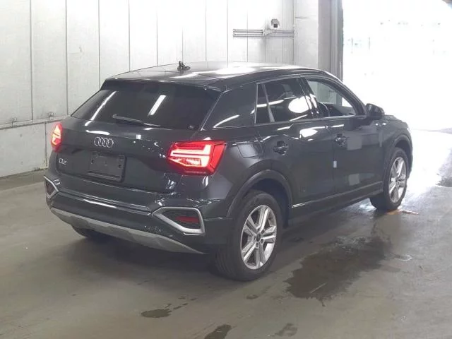 Audi Q2  с аукциона в Японии