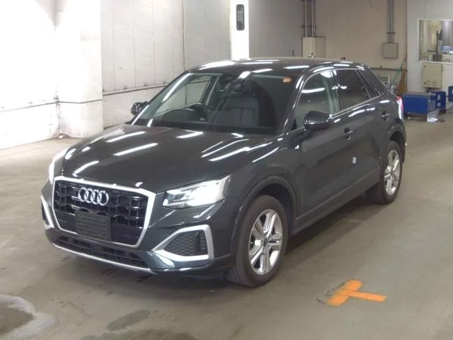 Audi Q2  с аукциона в Японии