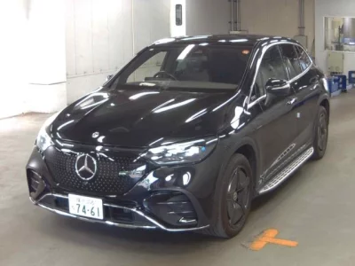 Mercedes-Benz EQE SUV