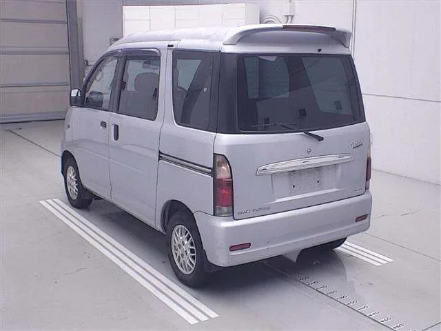 Daihatsu Atrai  с аукциона в Японии