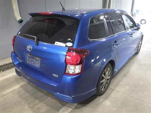 Toyota Corolla Fielder  с аукциона в Японии