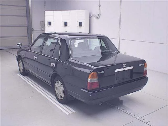 Toyota Comfort  с аукциона в Японии