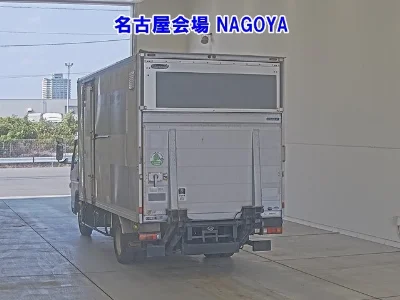 MITSUBISHI CANTER