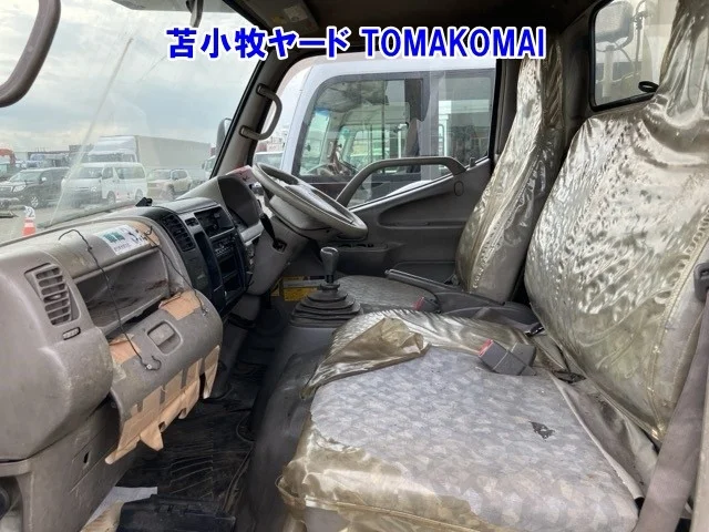 Hino Dutro  с аукциона в Японии