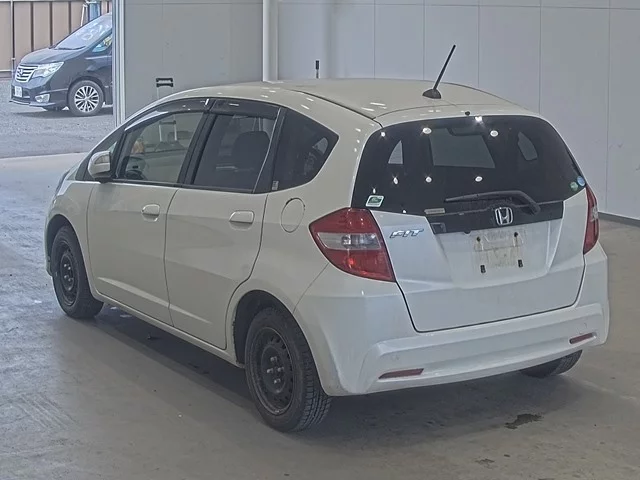Honda Fit  с аукциона в Японии