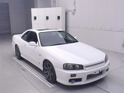 NISSAN SKYLINE