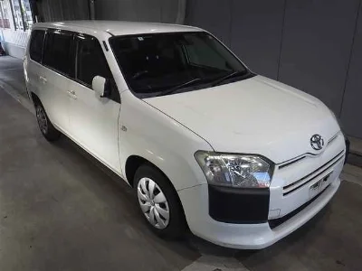 TOYOTA SUCCEED