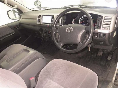 TOYOTA REGIUS ACE VAN