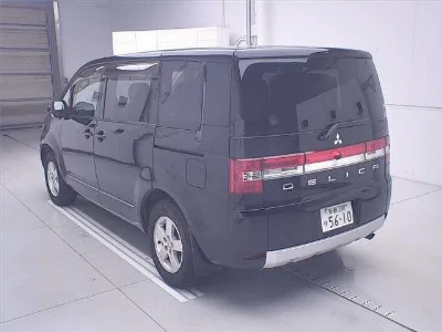 MITSUBISHI DELICA D5