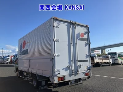 MITSUBISHI CANTER
