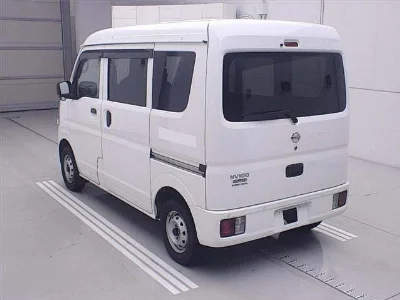 NISSAN CLIPPER VAN