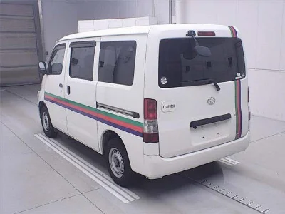 TOYOTA LITE ACE VAN